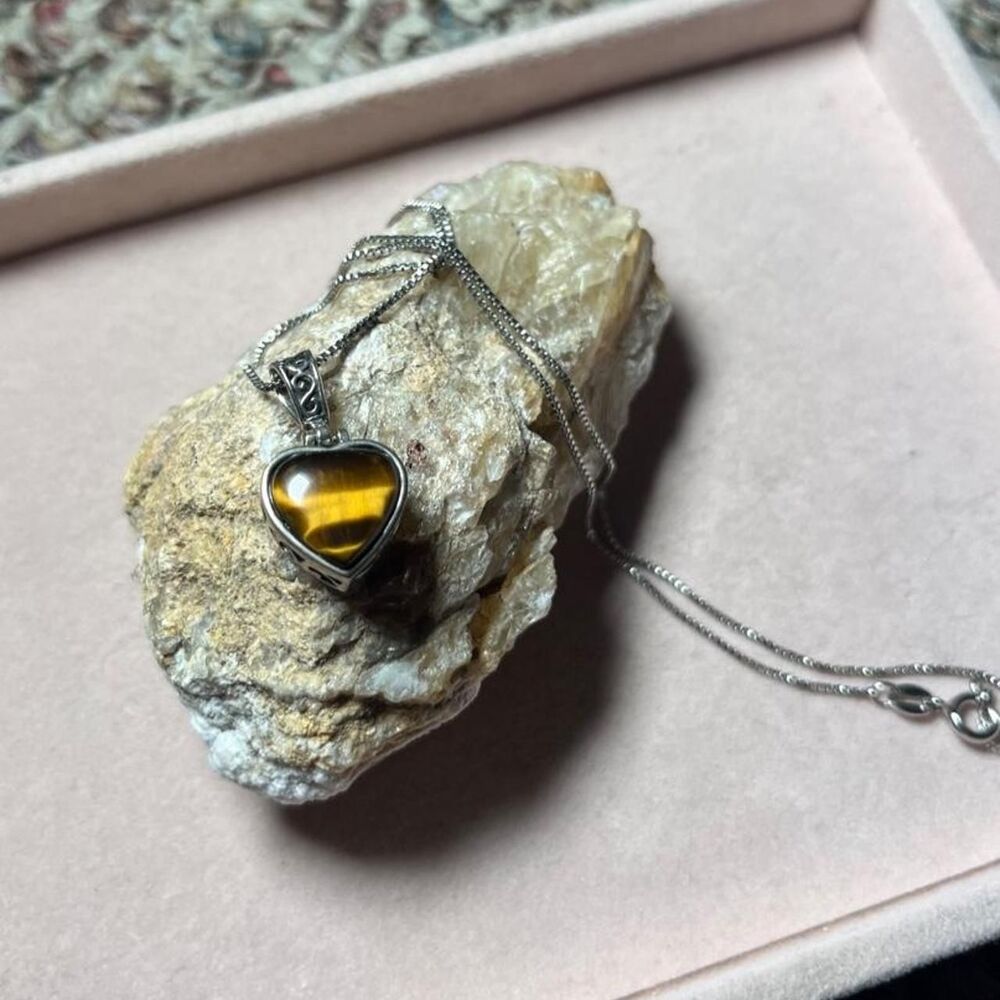 Unbranded Women's Silver and Gold Jewellery